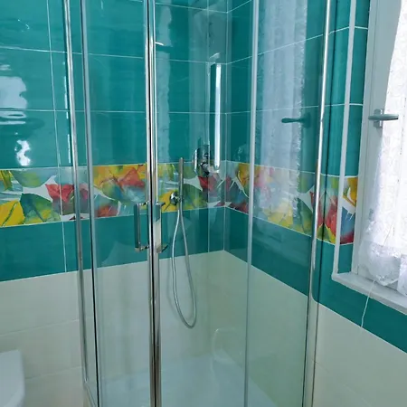 Konukevi Komodo Agropoli